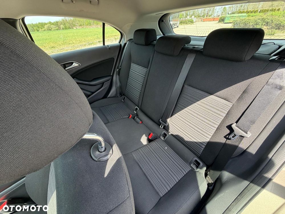 Mercedes-Benz Klasa A 220 CDI (BlueEFFICIENCY) 7G-DCT Style - 12