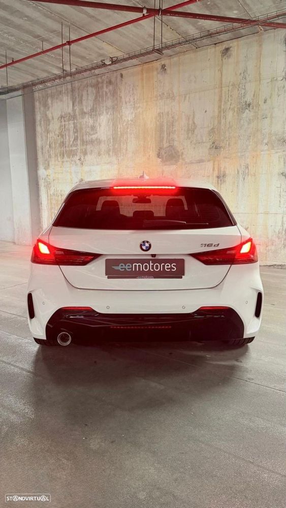 BMW 116 d Pack Desportivo M Auto - 13