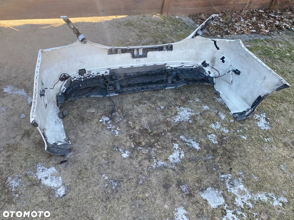 MERCEDES 205 amg kpl.zderzak z czujnikami kolor 149 - 10