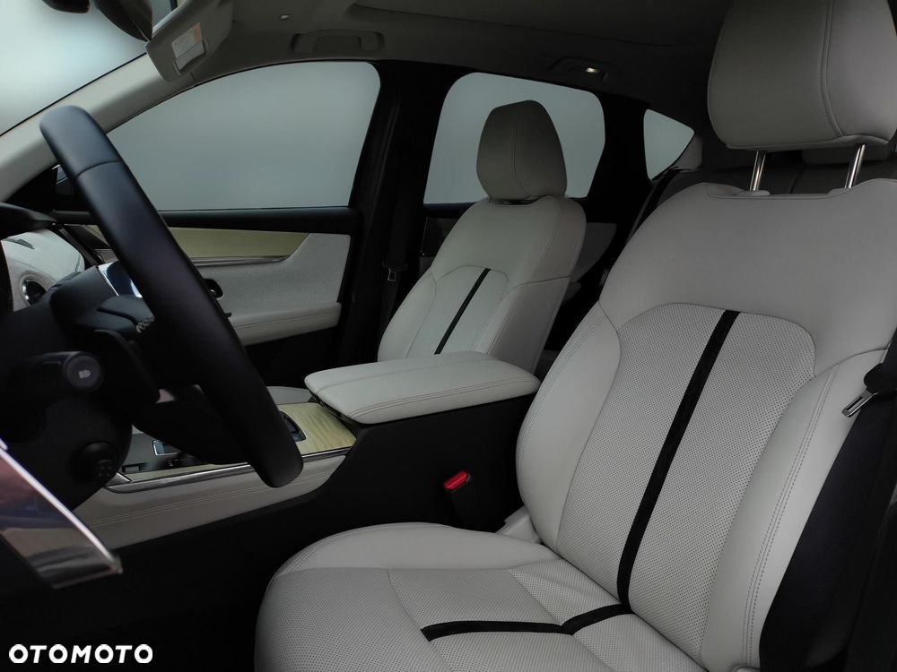 Mazda CX-60 - 17