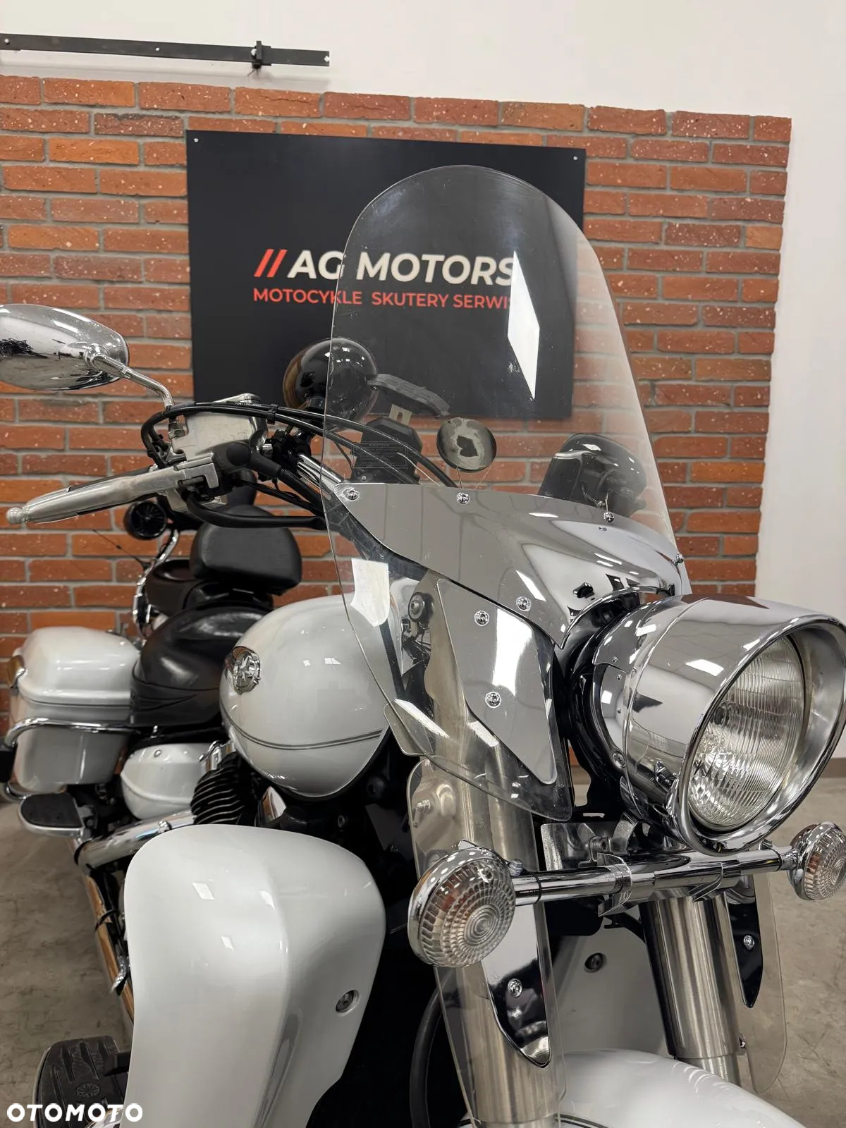 Yamaha XVZ - 6
