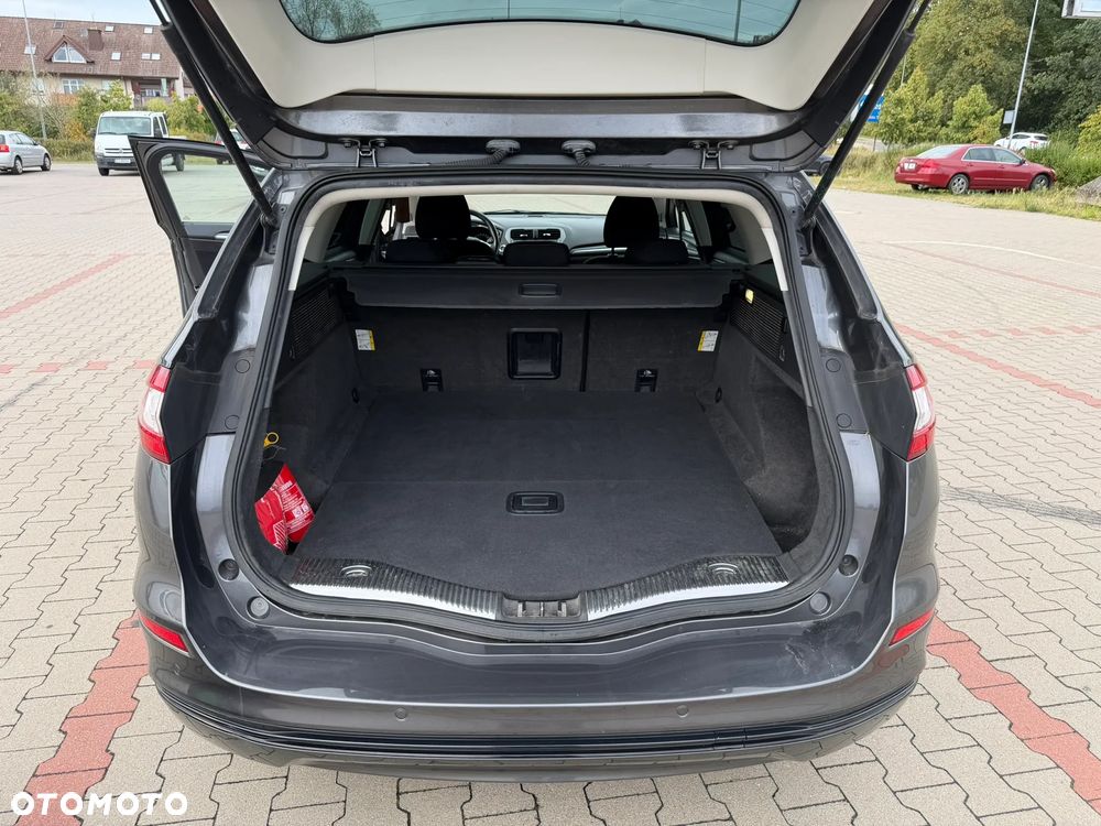 Ford Mondeo 2.0 TDCi Titanium PowerShift - 25