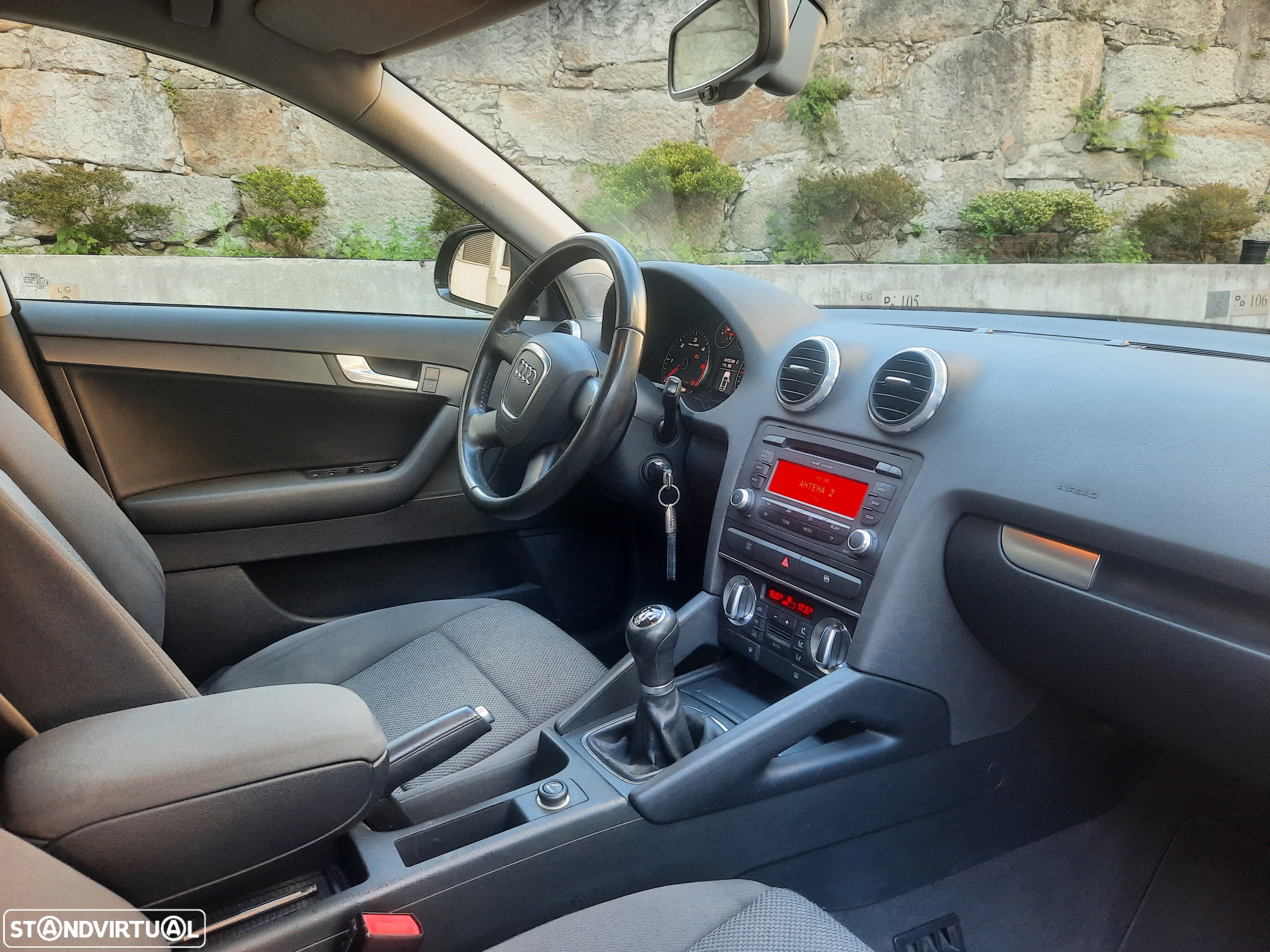 Audi A3 Sportback 1.9 TDi Attraction - 5