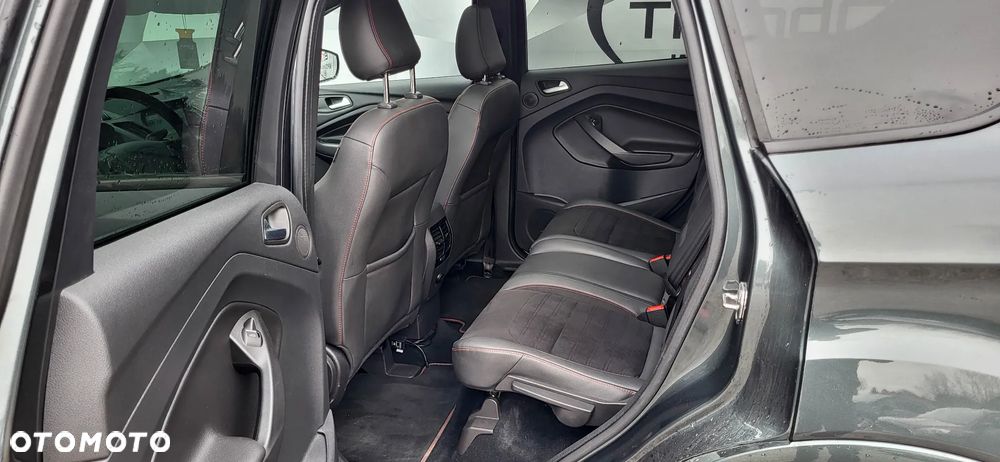 Ford Kuga 1.5 EcoBoost 2x4 ST-Line - 21