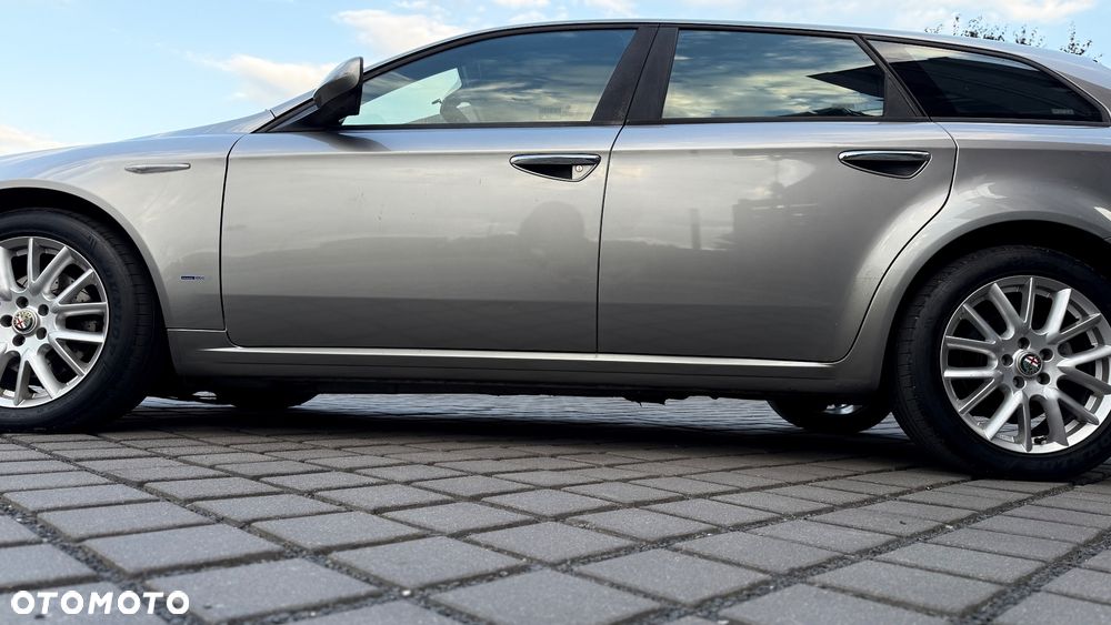 Alfa Romeo 159 1.9 JTDM 16V DPF Distinctive - 17