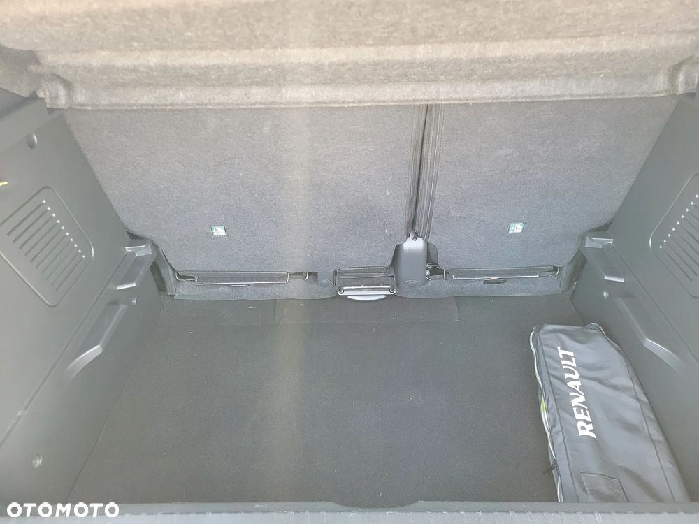 Renault Captur - 22