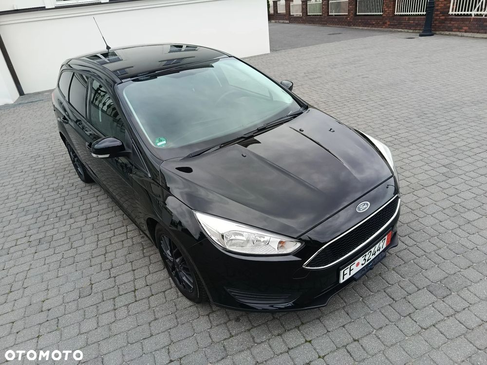 Ford Focus 1.0 EcoBoost Trend - 17