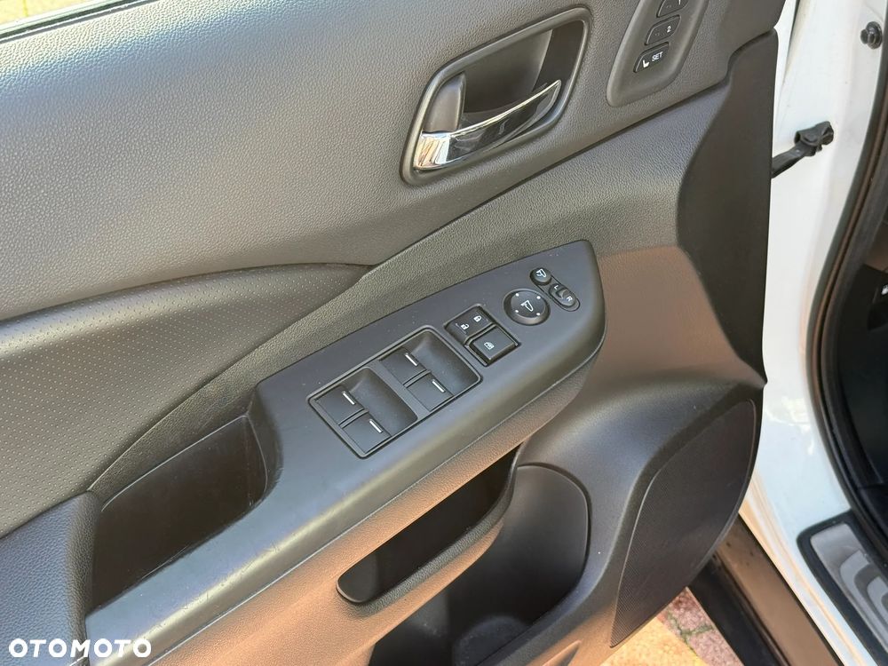Honda CR-V 2.0i-VTEC 4WD Automatik Executive - 10