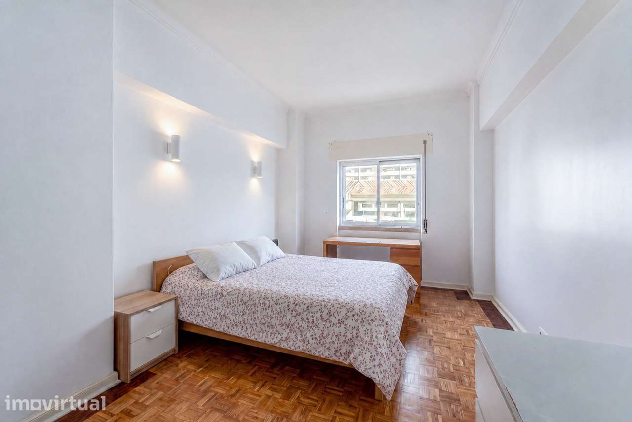 Quarto espaçoso no Campo Grande junto ao metro e faculdades - Grande imagem: 5/7