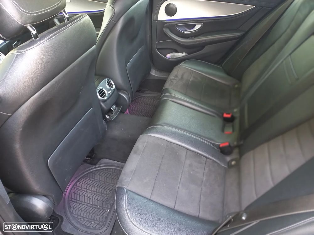 Mercedes-Benz E 220 d AMG - 3
