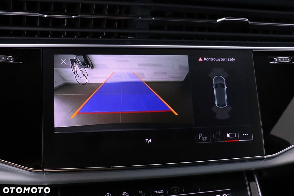 Audi SQ8 - 36