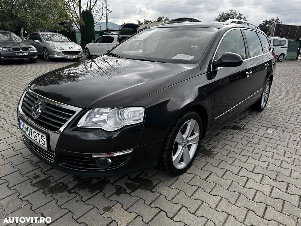 Volkswagen Passat - 1