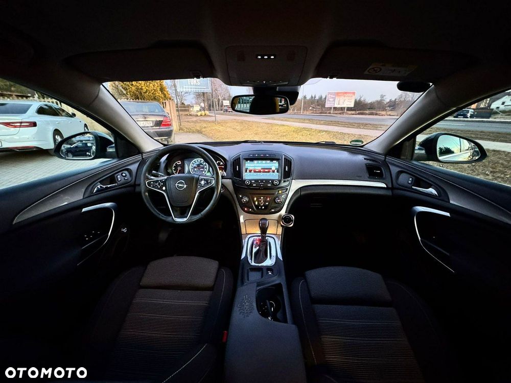 Opel Insignia - 17