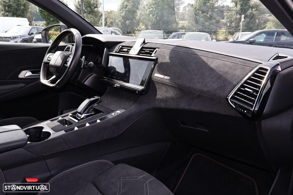 DS DS7 Crossback E-Tense Performance Line+ EAT8 - 15