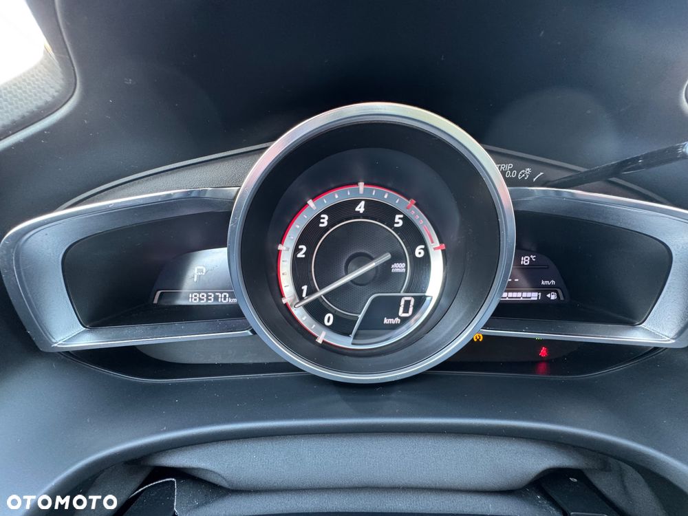 Mazda 3 1.5 D Skypassion - 7