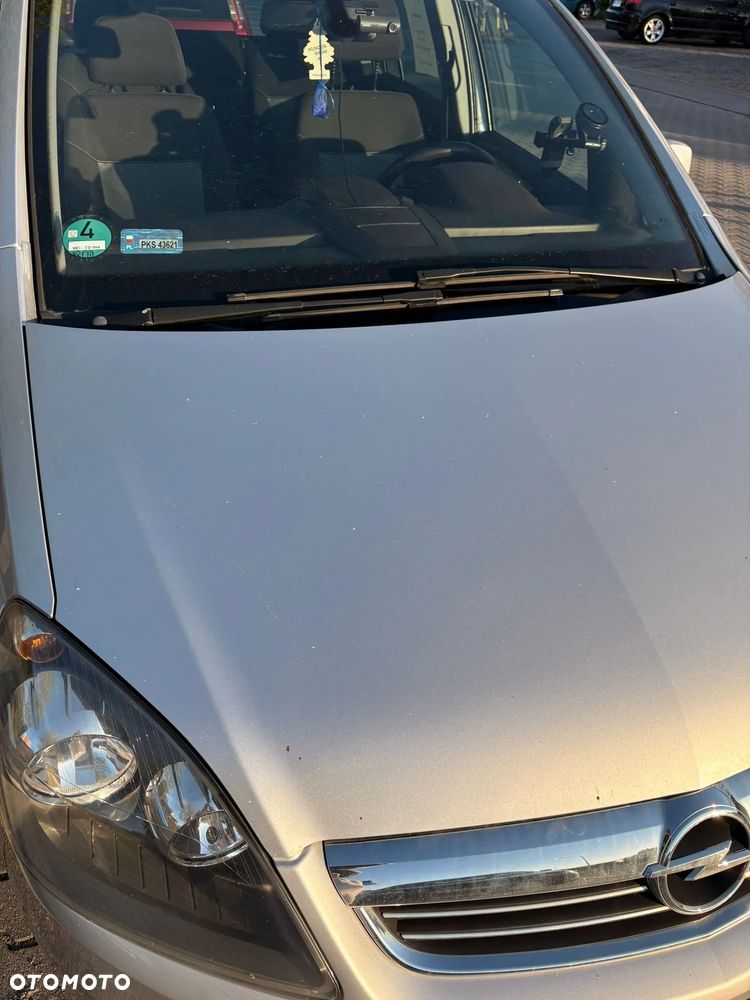 Opel Zafira 1.8 - 13