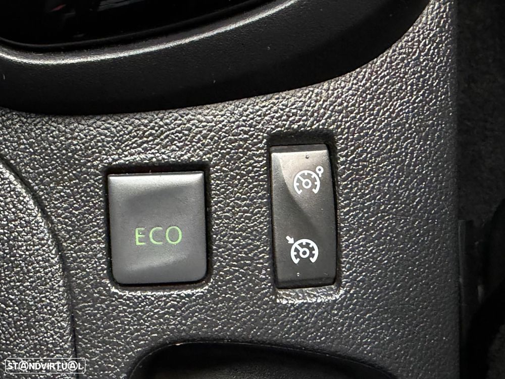 Renault Captur ENERGY TCe 120 EDC Intens - 47