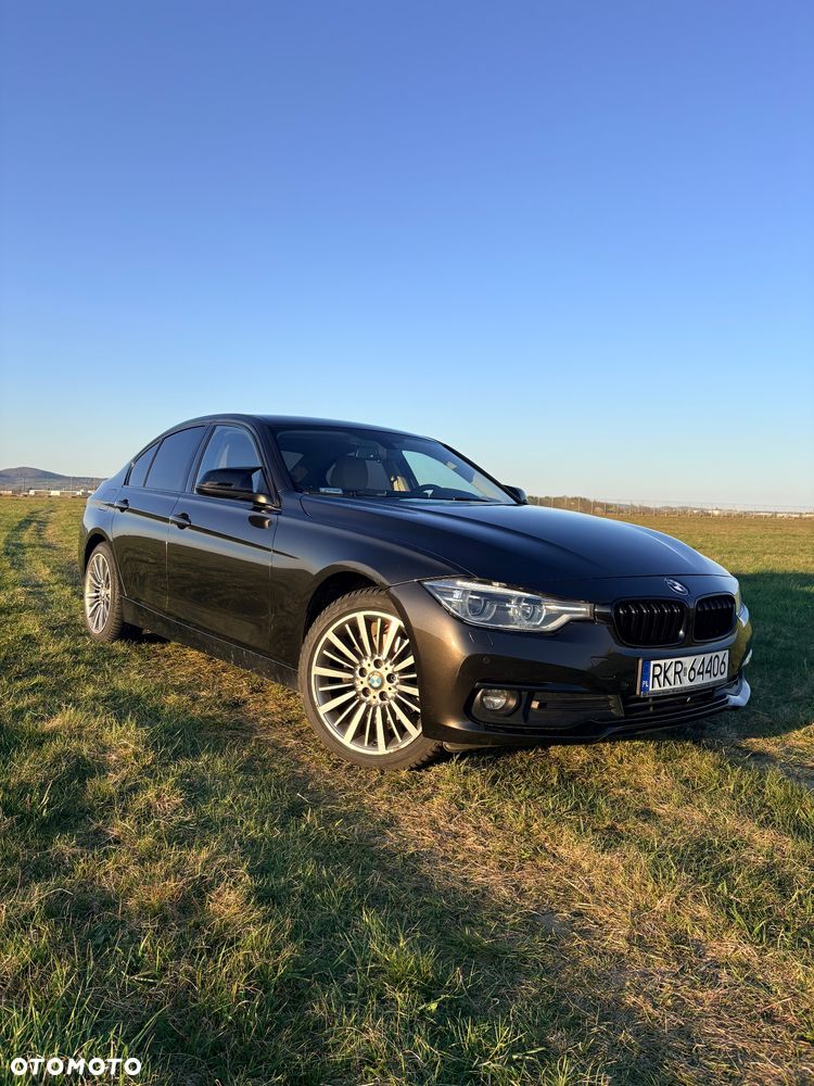BMW Seria 3 320d xDrive Luxury Line - 4