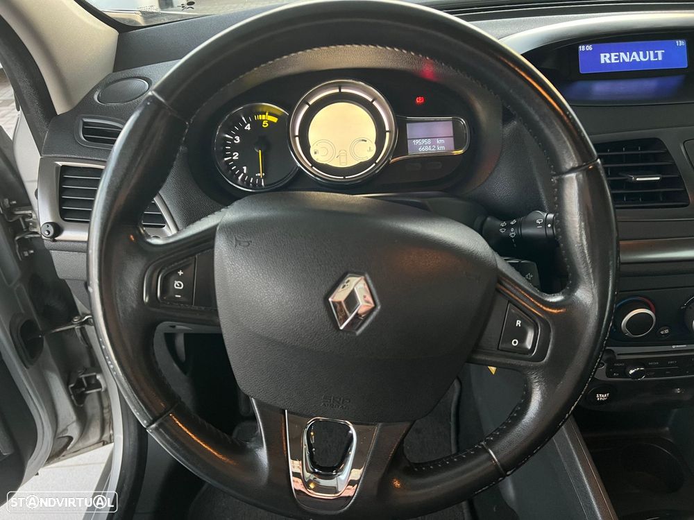 Renault Mégane 1.5 dCi Limited - 12