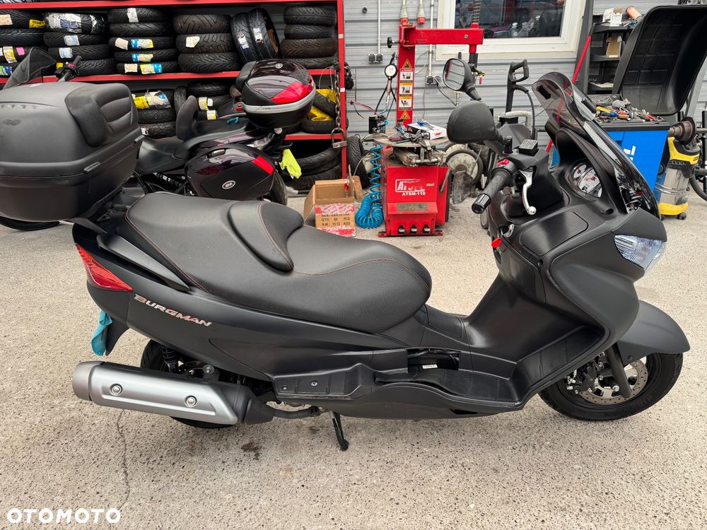 Suzuki Burgman - 8