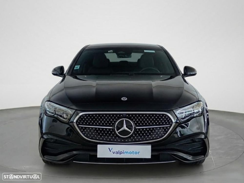 Mercedes-Benz E 300 e AMG Line - 3