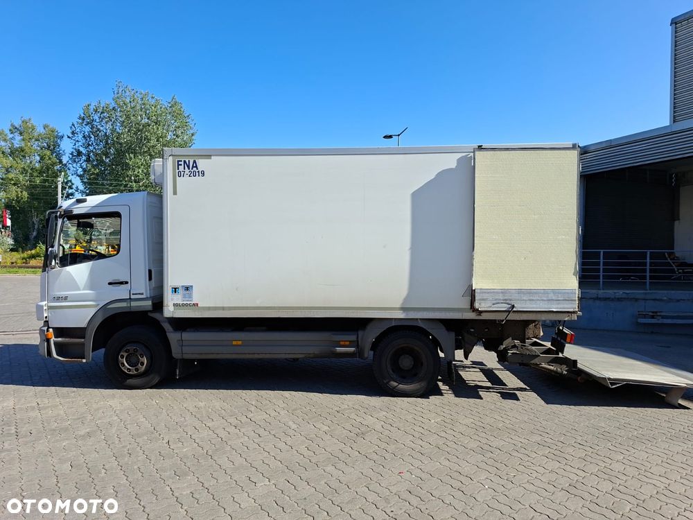 Mercedes-Benz ATEGO - 5