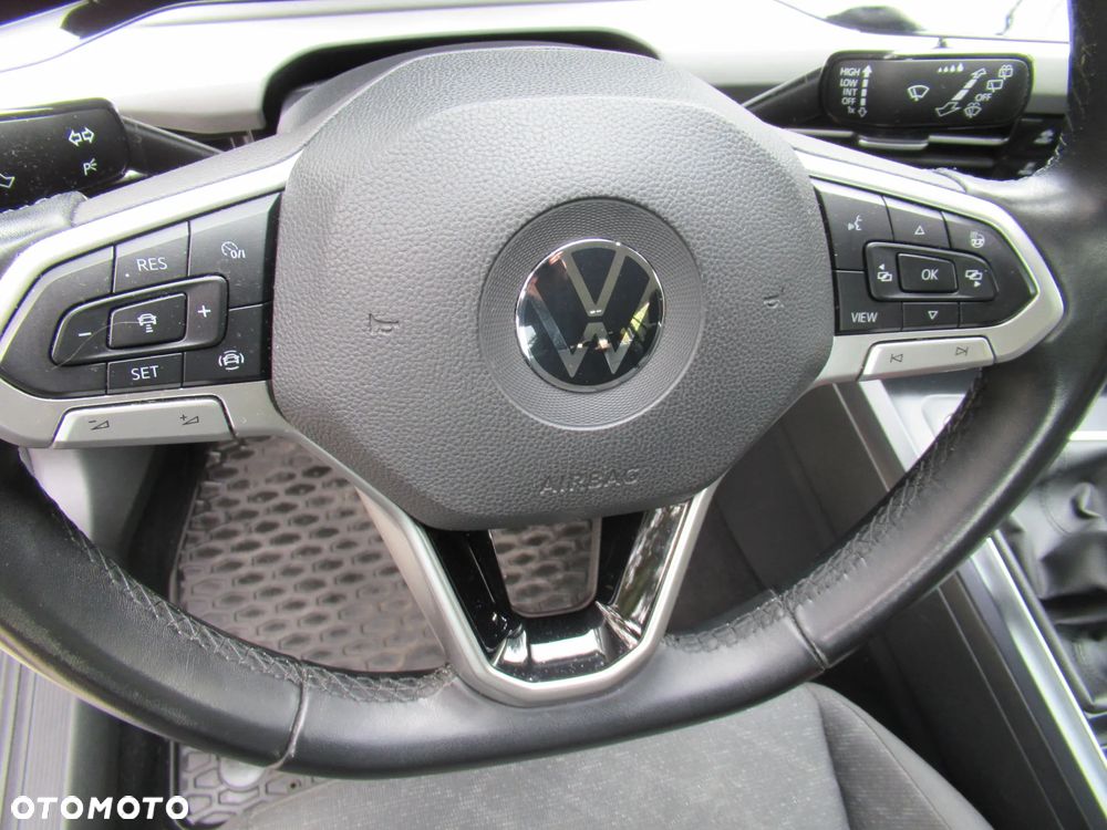 Volkswagen Golf 1.5 TSI EVO Life - 37