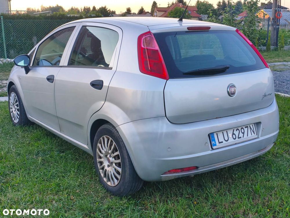 Fiat Grande Punto - 2