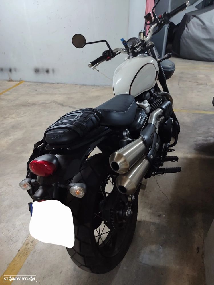 Triumph Scrambler - 22