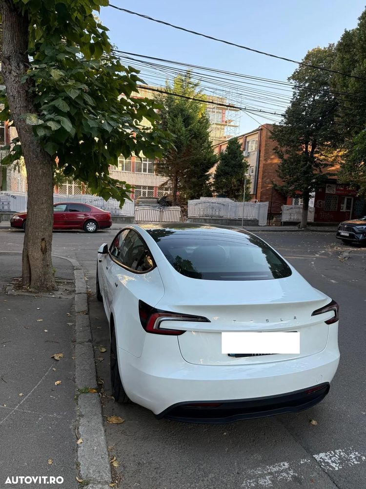Tesla Model 3 RWD - 3