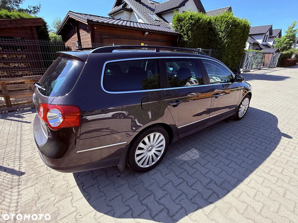 Volkswagen Passat Variant 1.8 TSI Comfortline - 2