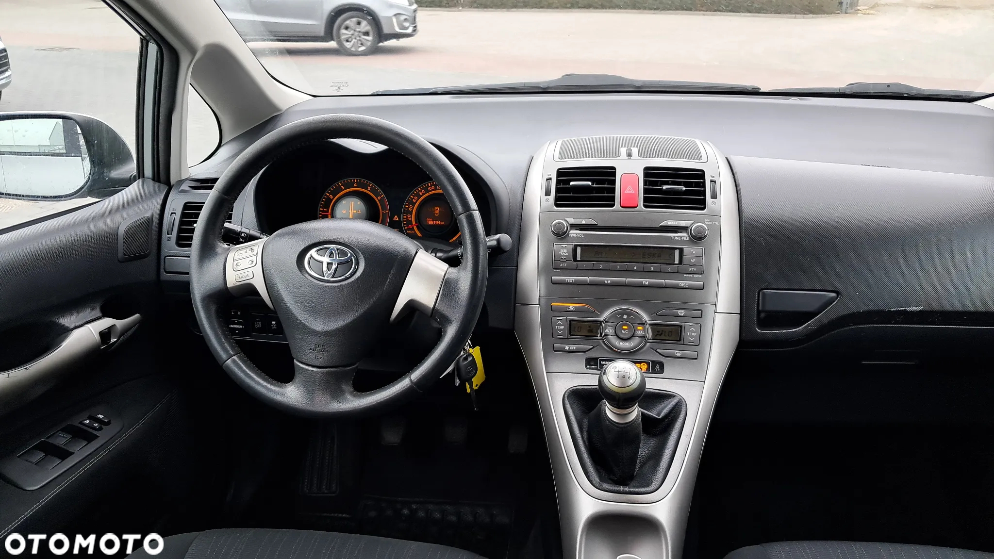 Toyota Auris 1.33 VVT-i Luna - 13