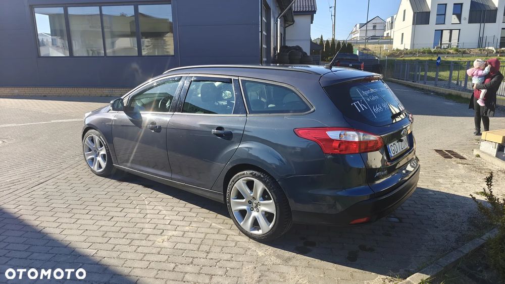 Ford Focus - 8