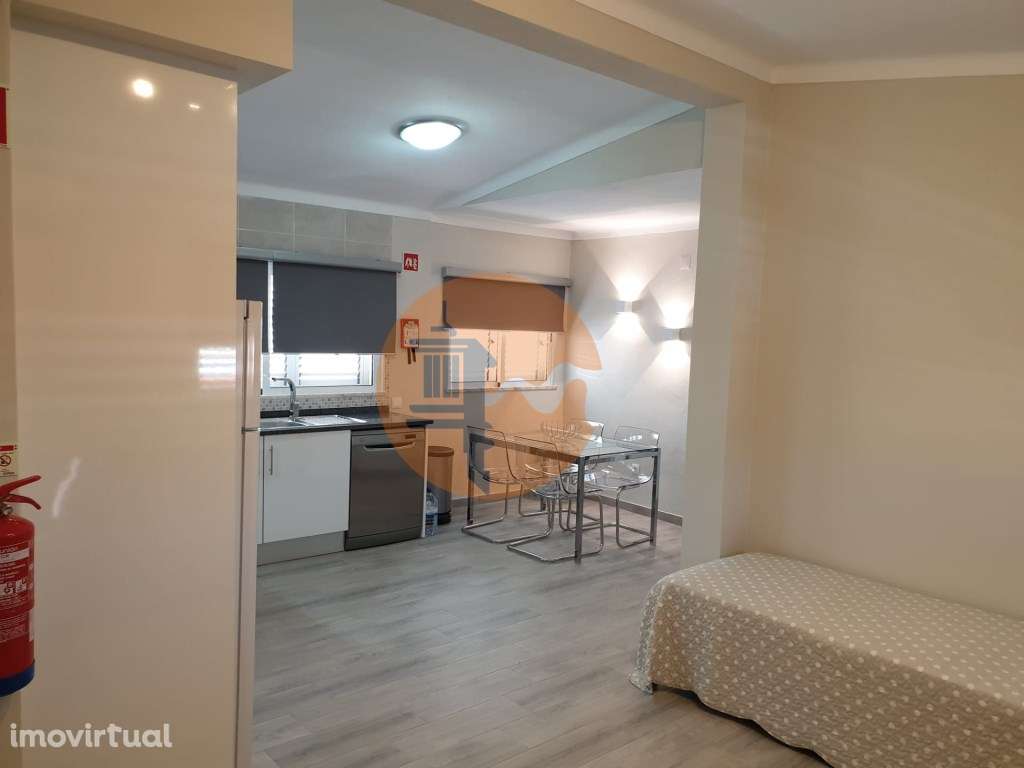 Magnifica andar de moradia para arrendamento de Outubro a Maio, Man... - Grande imagem: 4/23