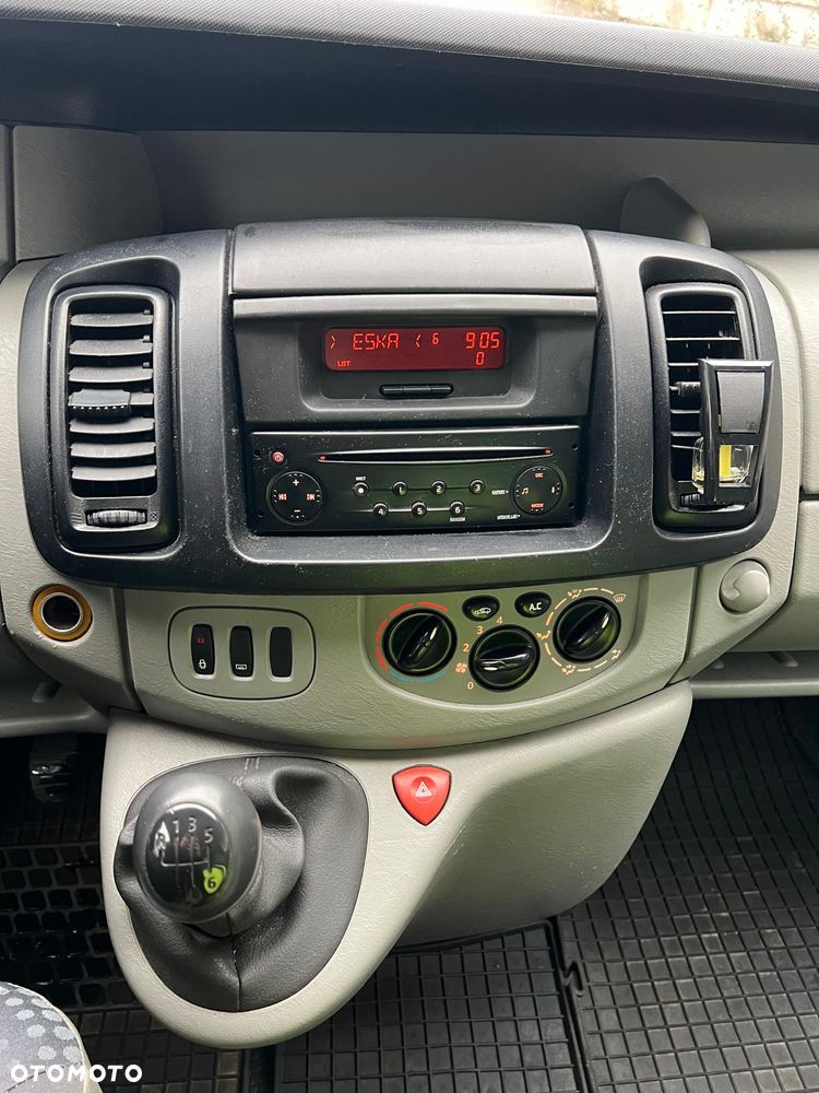 Renault Trafic - 21