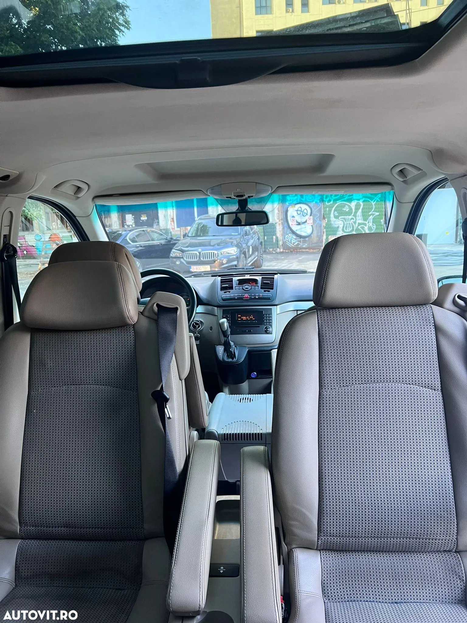 Mercedes-Benz Viano - 2