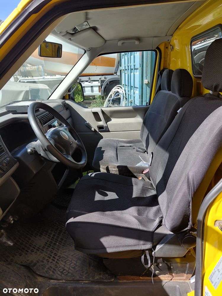Volkswagen Transporter - 10