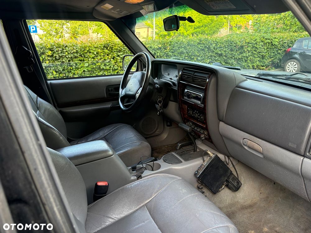Jeep Cherokee 4.0 Limited - 15
