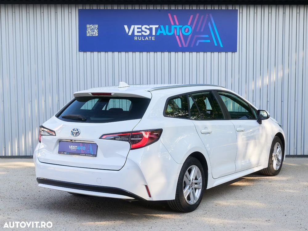 TOYOTA Corolla 2022 — imagine 4