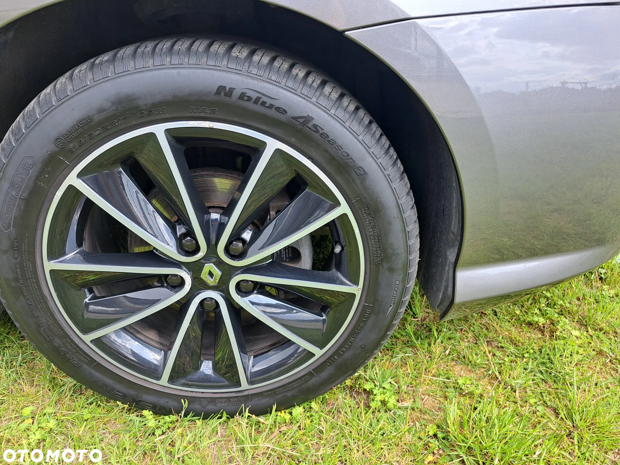 Renault Laguna dCi 110 FAP Limited - 26
