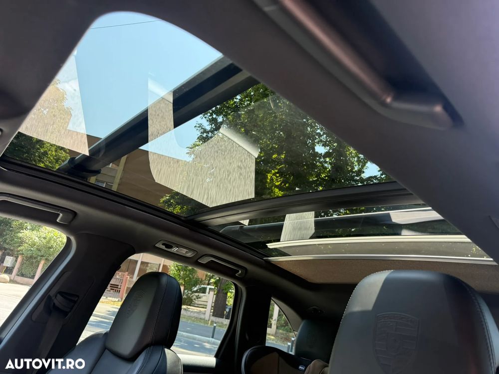 Porsche Cayenne Platinum Edition - 13