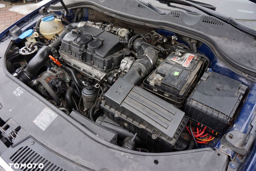 VOLKSWAGEN PASSAT B6 KOMBI 2006 LA5E 2.0 TDI BMP 140KM JLU GRANATOWY na części - 11