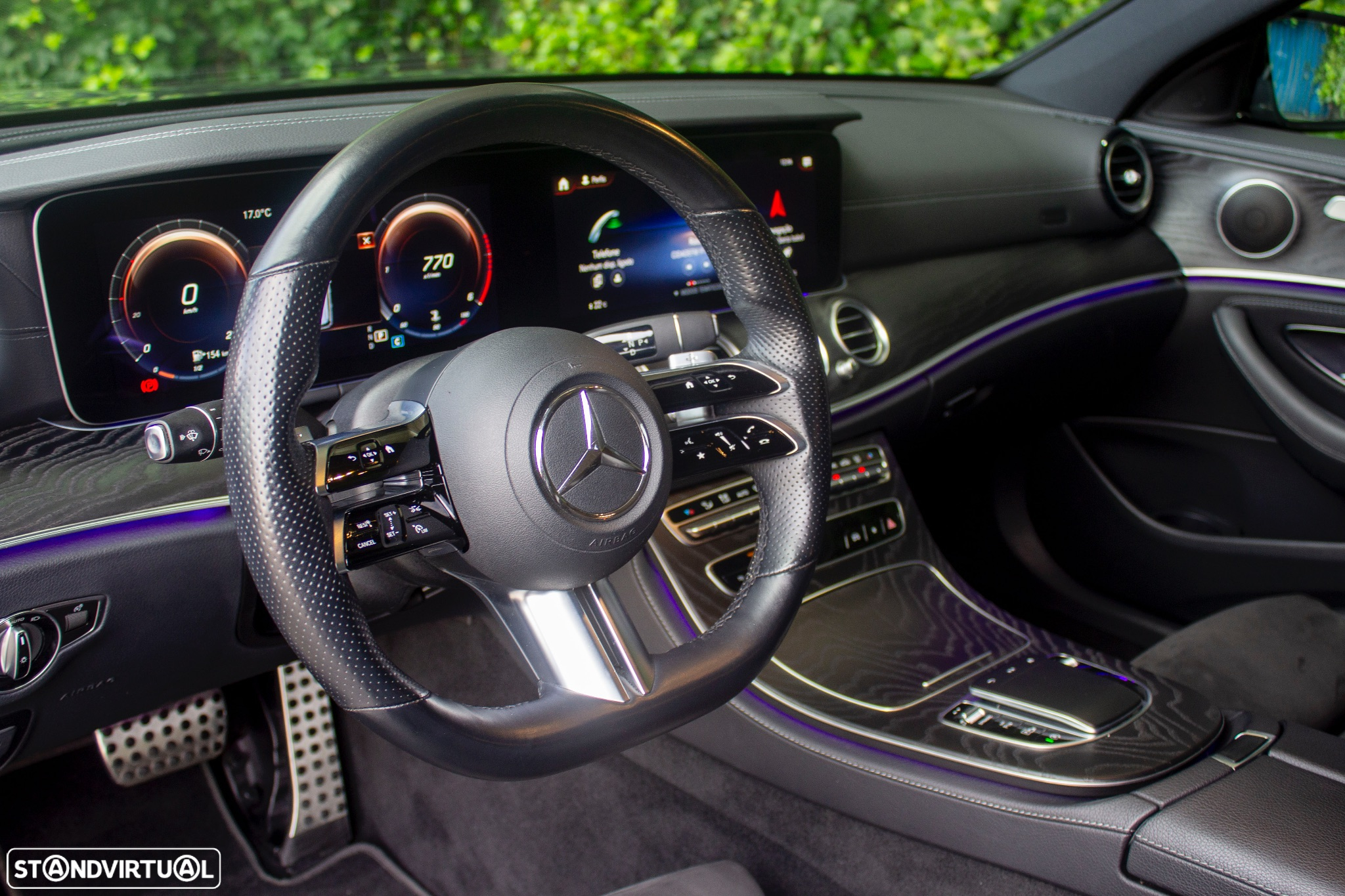 Mercedes-Benz E 220 d AMG Line - 11