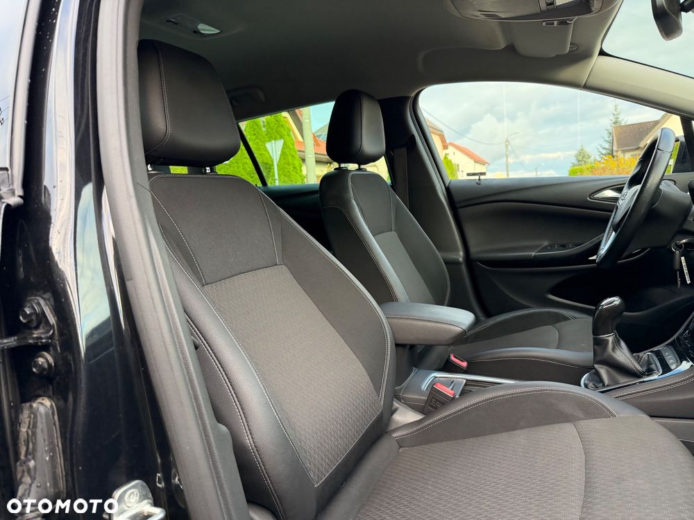 Opel Astra 1.4 Turbo Start/Stop Edition - 37
