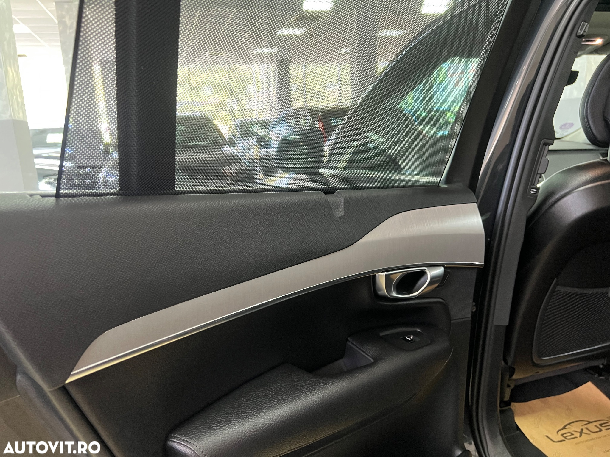 Volvo XC 90 T8 AWD Recharge Geartronic Inscription Edition - 24