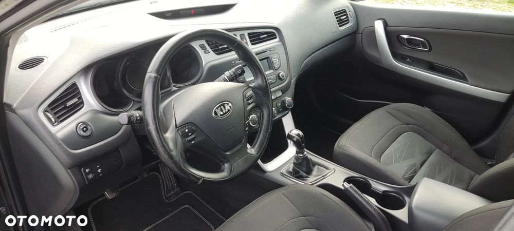 Kia Ceed 1.4 CVVT - 9