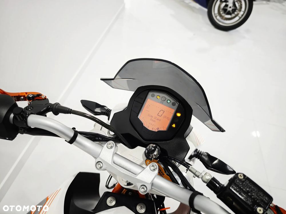 KTM Duke - 5
