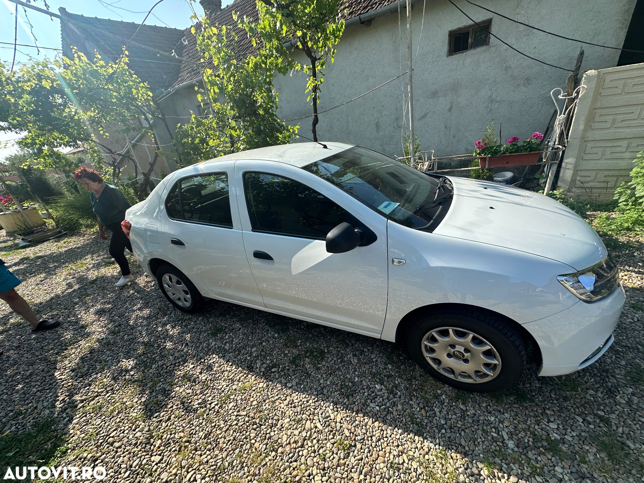 Dacia Logan - 12