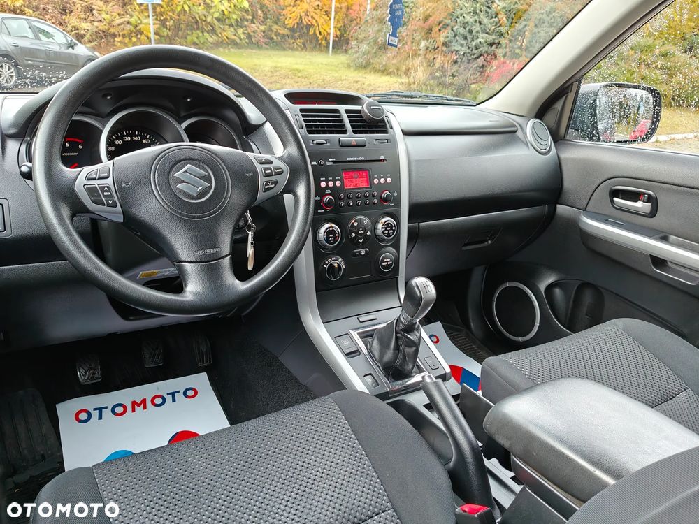Suzuki Grand Vitara 1.9 DDiS - 8