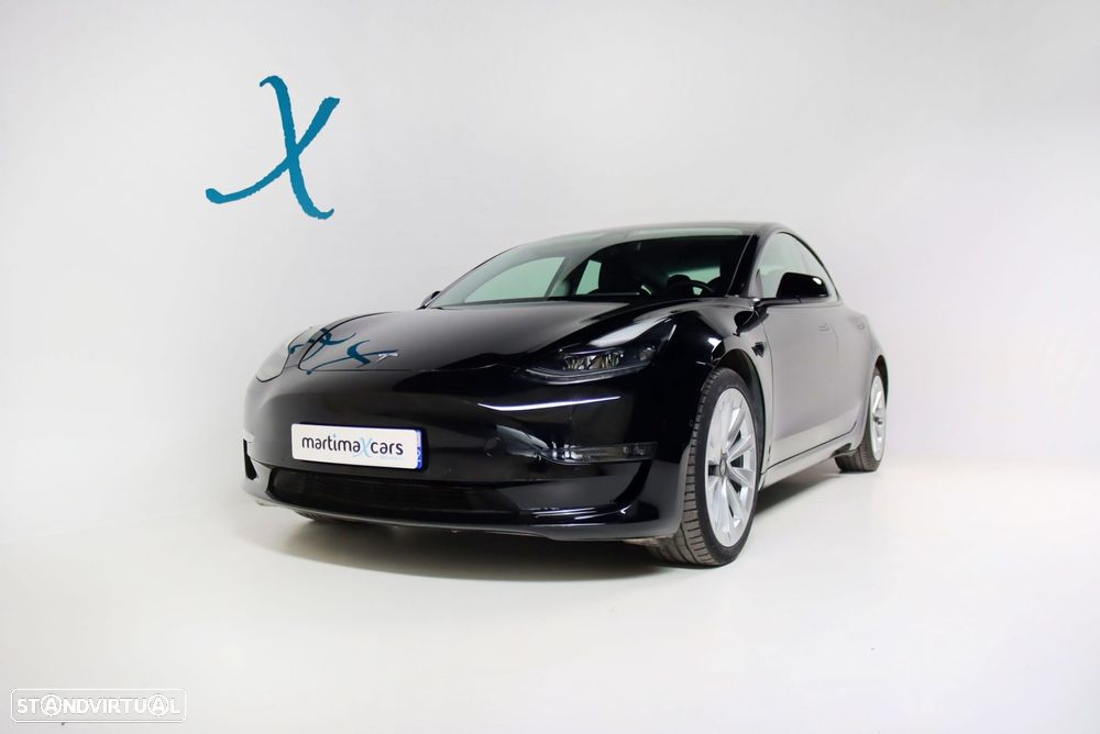 Tesla Model 3 - 1